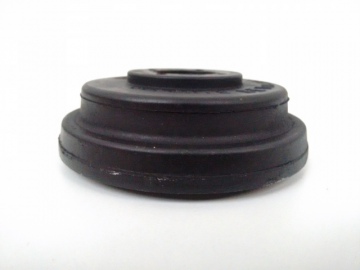 Coxim do motor dianteiro - Ford Cargo 1722/3132 (R-546). <BR><a href='ver_produto?Cod=349#titulo' class='btn btn-theme'>ver</a>