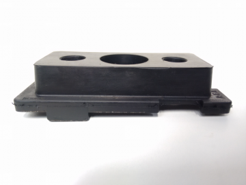 Coxim da fixação superior do radiador - Volvo FH (R-2228). <BR><a href='ver_produto?Cod=380#titulo' class='btn btn-theme'>ver</a>