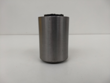Bucha da barra estabilizadora dianteira (ponta) - Volvo VM (R-671). <BR><a href='ver_produto?Cod=415#titulo' class='btn btn-theme'>ver</a>