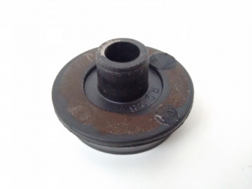 Coxim do radiador (superior) - VW 12.140/40.300 (R-228). <BR><a href='ver_produto?Cod=429#titulo' class='btn btn-theme'>ver</a>