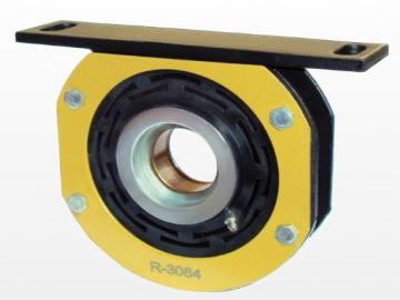 com regulagem para ajuste de comprimento do eixo cardan, com rolamento Ø interno 45 mm, com bico graxeiro e pista defletora e de vedação do retentor. <BR><a href='ver_produto?Cod=473#titulo' class='btn btn-theme'>ver</a>